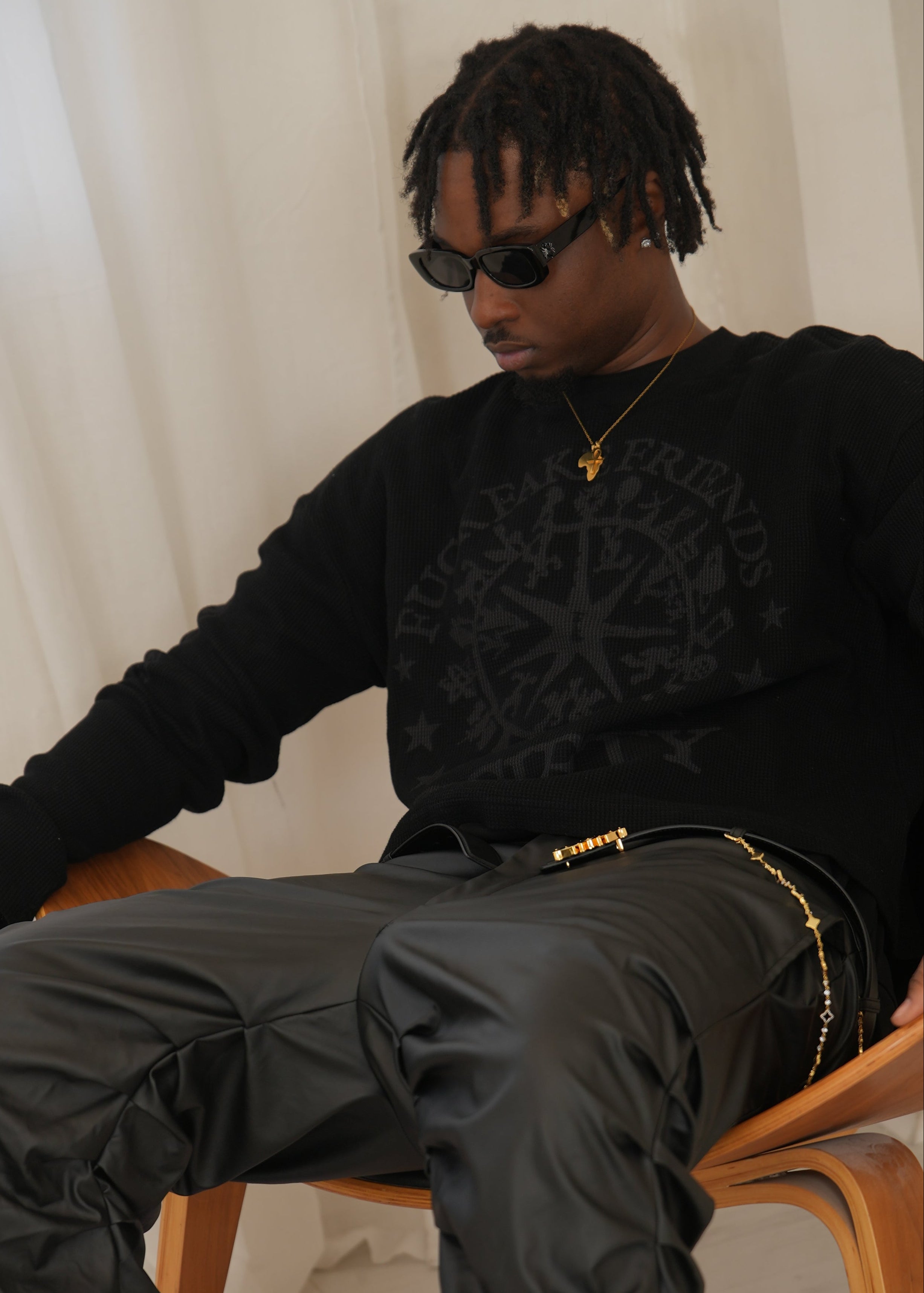 Longsleeve - Midnight Black