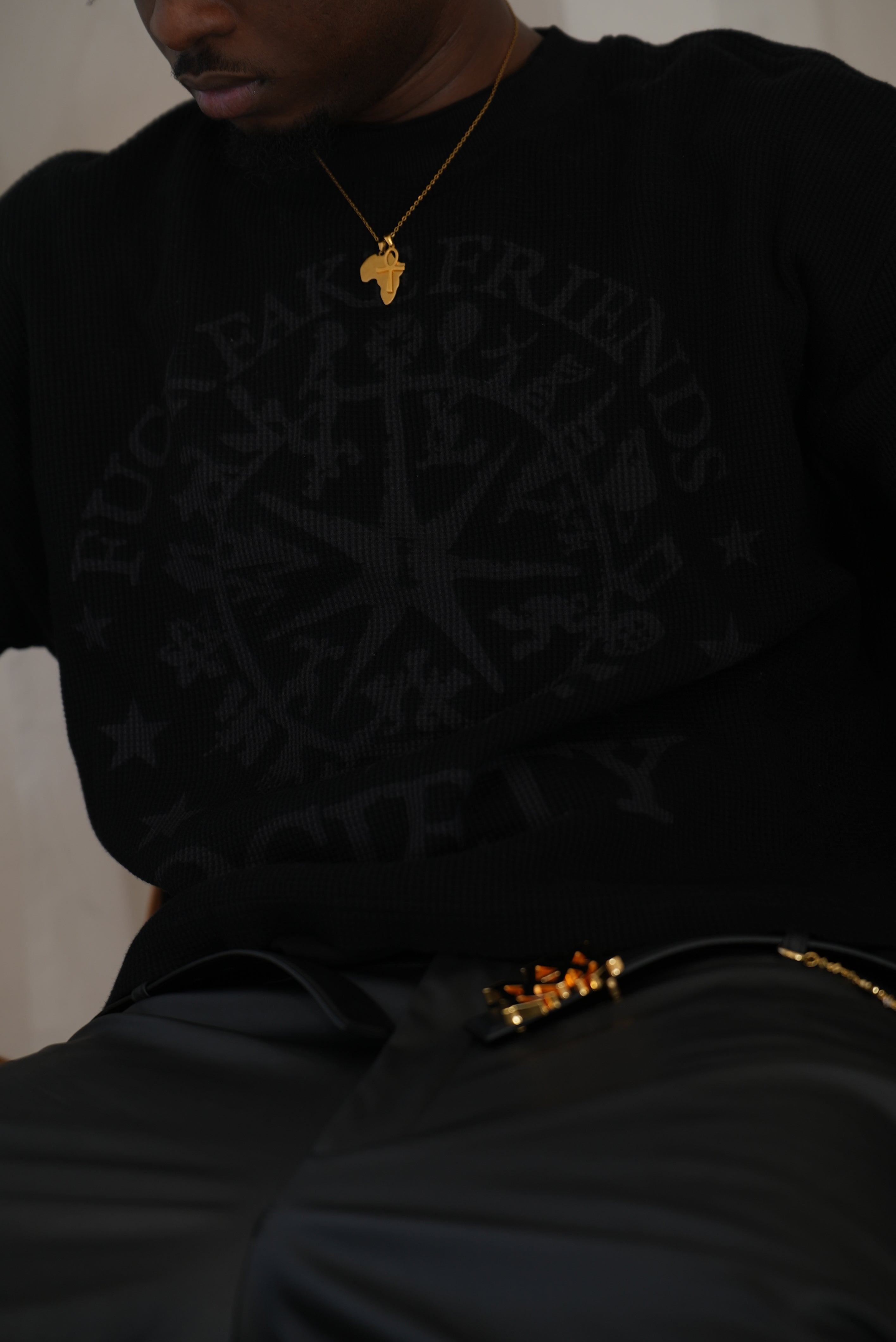 Longsleeve - Midnight Black